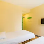 Hi Inn Shanghai Songjiang Wanda Plaza